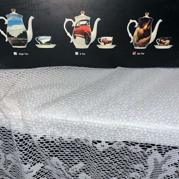 Room Design Concepts By Simon Pithie Pixel Tea Set Serving Set for 4 - Picture 10 of 13